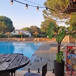 公寓 Eden Cala Rossa 3 Et Grande Terrasse Dans Hoteliere Fiori Di Cala Rossa A Lecci, Avec Grande Piscine Chauffee 里奇
