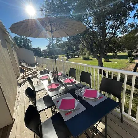 Eden Cala Rossa 3 Et Grande Terrasse Dans Hoteliere Fiori Di Cala Rossa A Lecci, Avec Grande Piscine Chauffee * Lecci