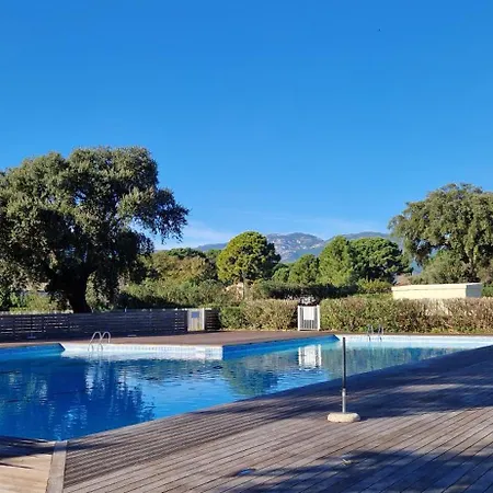 Eden Cala Rossa 3 Et Grande Terrasse Dans Hoteliere Fiori Di Cala Rossa A Lecci, Avec Grande Piscine Chauffee Apartment