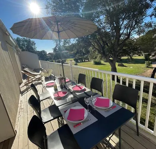 Eden Cala Rossa 3 Et Grande Terrasse Dans Hoteliere Fiori Di Cala Rossa A Lecci, Avec Grande Piscine Chauffee * Lecci