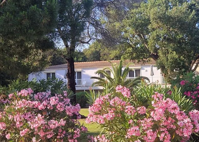 Apartmán Eden Cala Rossa 3 Et Grande Terrasse Dans Hoteliere Fiori Di Cala Rossa A Lecci